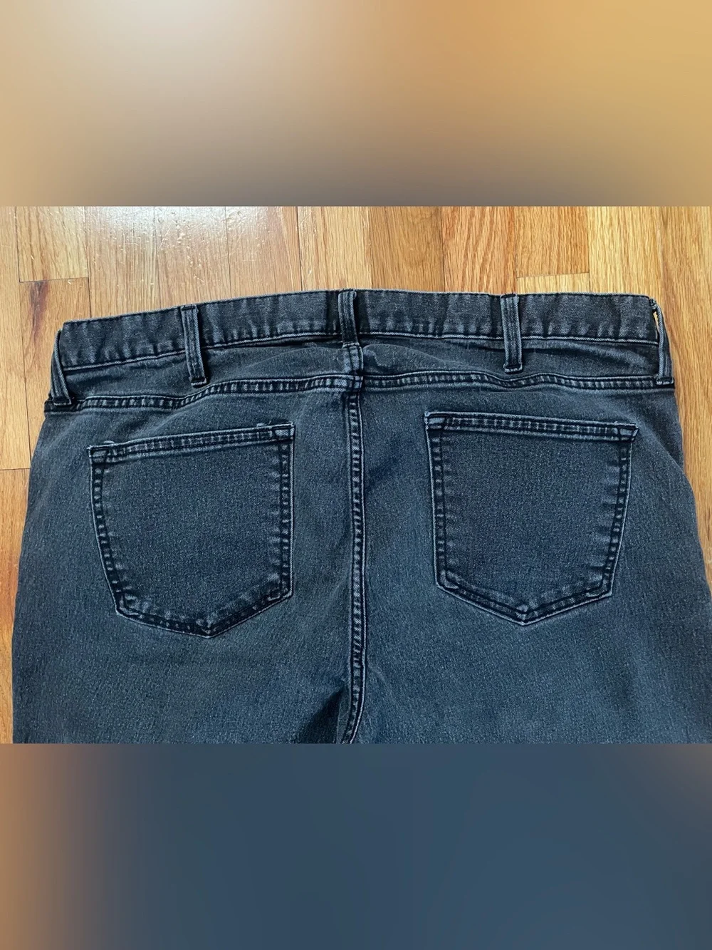 Old Navy Distressed Faded Black Denim Jeans Athletic Taper 5-Pocket Men’s 40x32